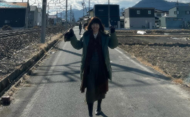 平野ノラ、映画撮影のオフショット公開！『一瞬をとらえてます』