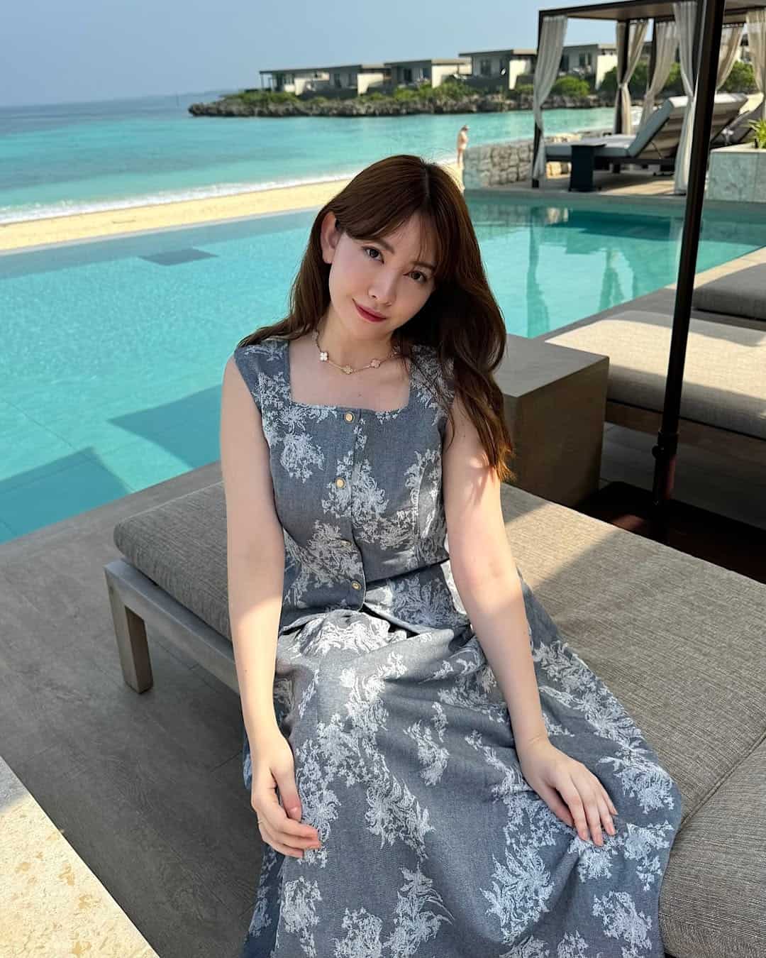 小嶋陽菜、宮古島でのリラックスショット披露　「可愛すぎる」と反響の声