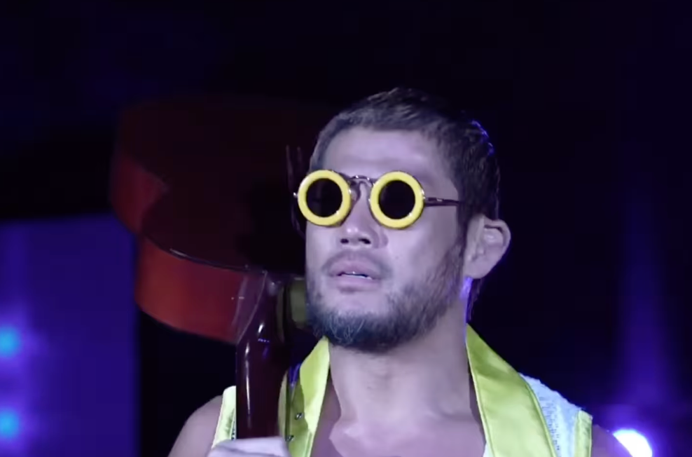 白のリングギアが映える　SANADAが“Cold Blooded Snake”衣装へのこだわりを語る