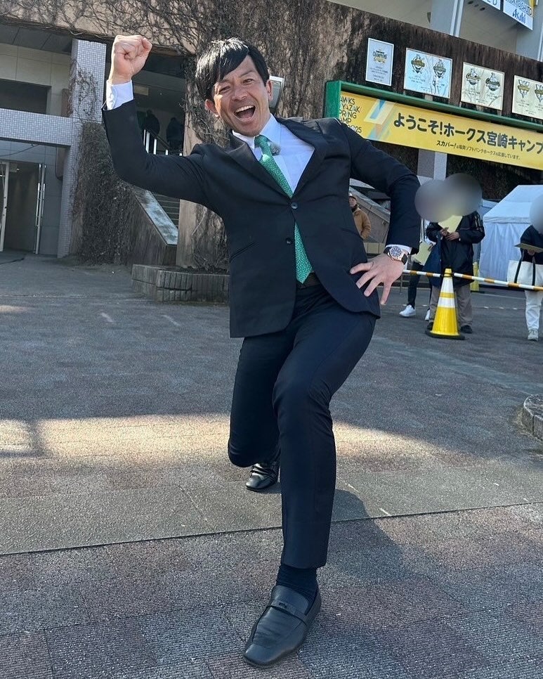 熱男・松田宣浩がホークス宮崎キャンプを取材！「まだまだ頑張れ！」