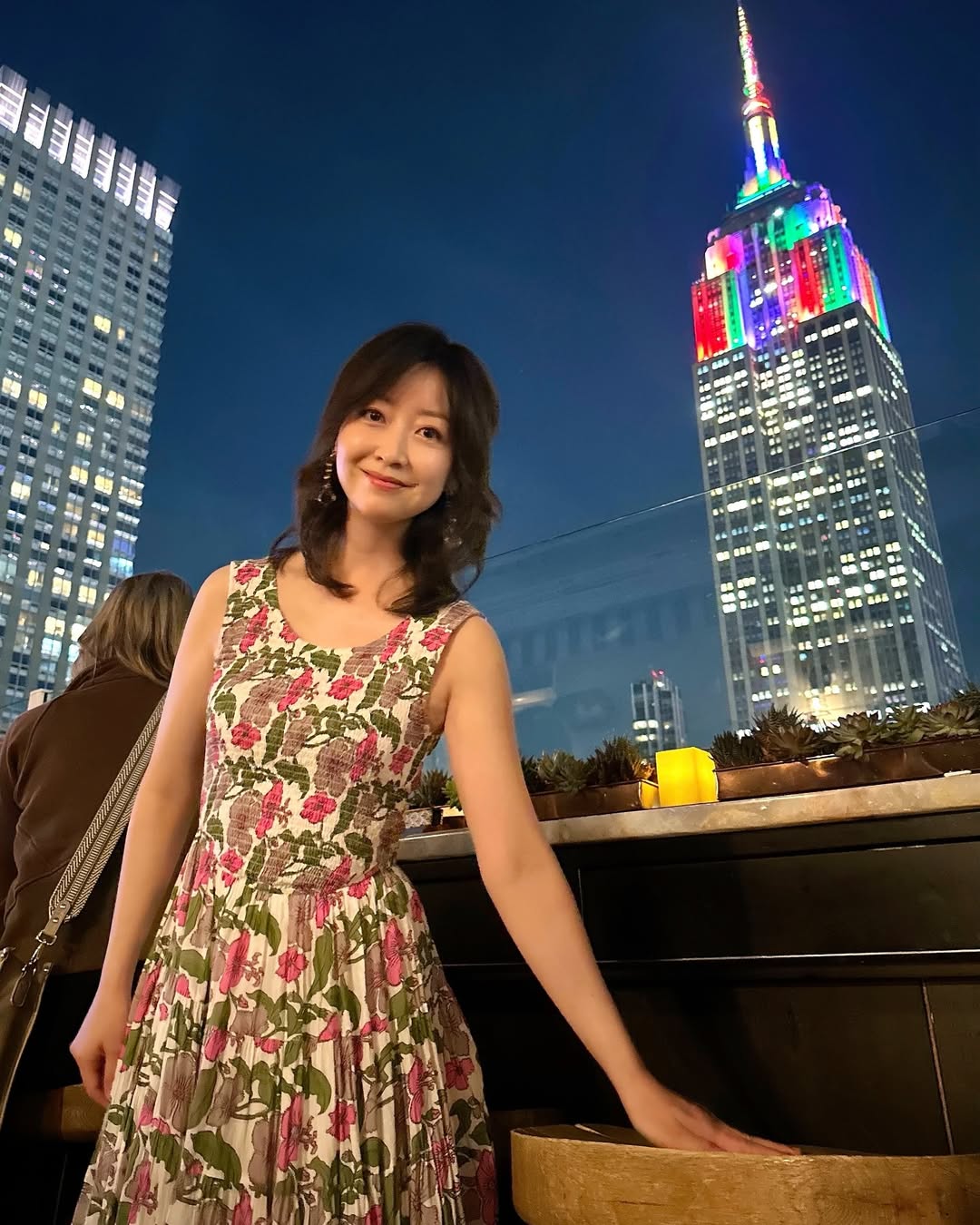 “黒川智花のNY珍道中”黒川智花がニューヨークのシンボルを紹介！