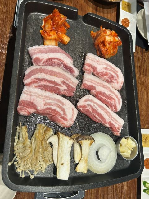 「サムギョプサルとプデチゲをバカほど食う！」映画監督福田雄一がロケ地で素敵な思い出作り