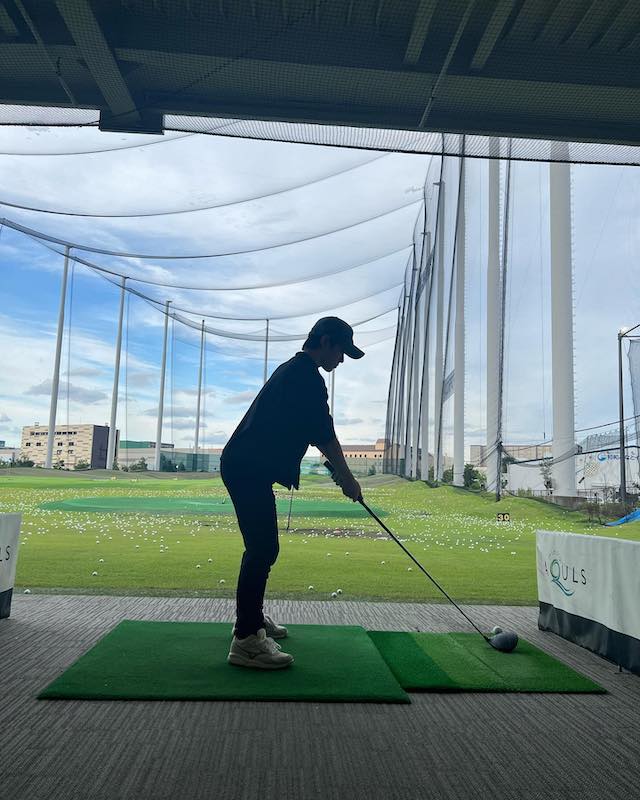 宇野昌磨がゴルフを楽しむ動画を公開！美しいスイングに釘付けに...👀💕