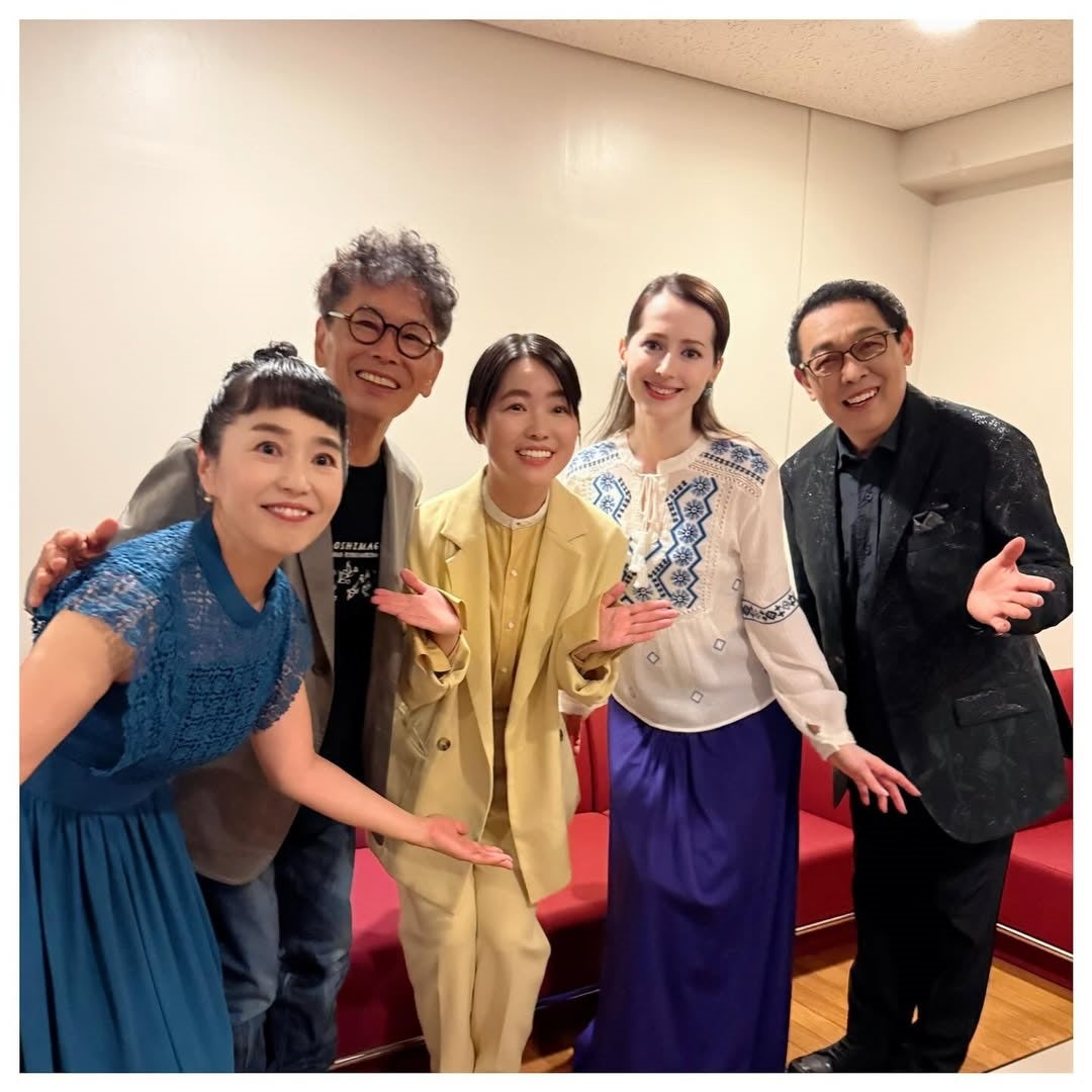 なんといっても、こんな時代だからこそ、平和が一番いいのに決まっている！さだまさしら、豪華メンバーが、収録！！