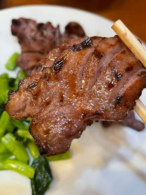 「飯テロやめてー！」女性声優が美味しそうな&高級そうな料理の写真を投稿