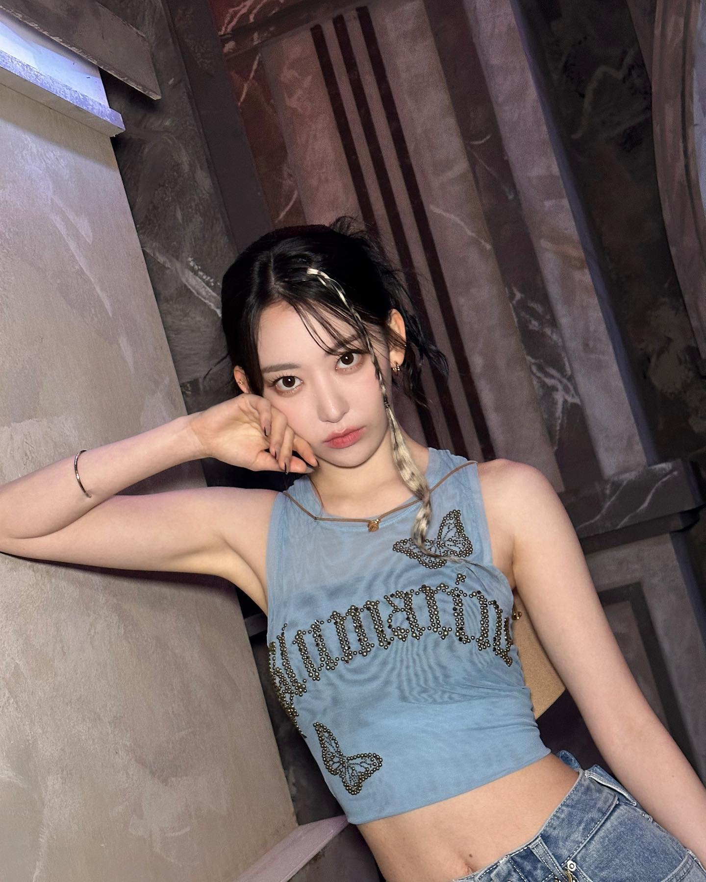 LE SSERAFIM宮脇咲良が新曲カムバで最新ショットを公開📸