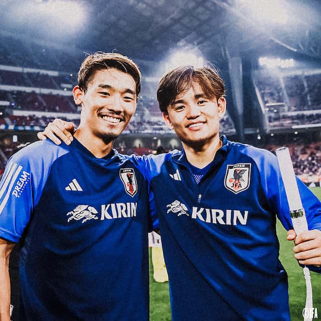 大勝収めたサッカー日本代表、試合後のオフショットに大反響🔥
