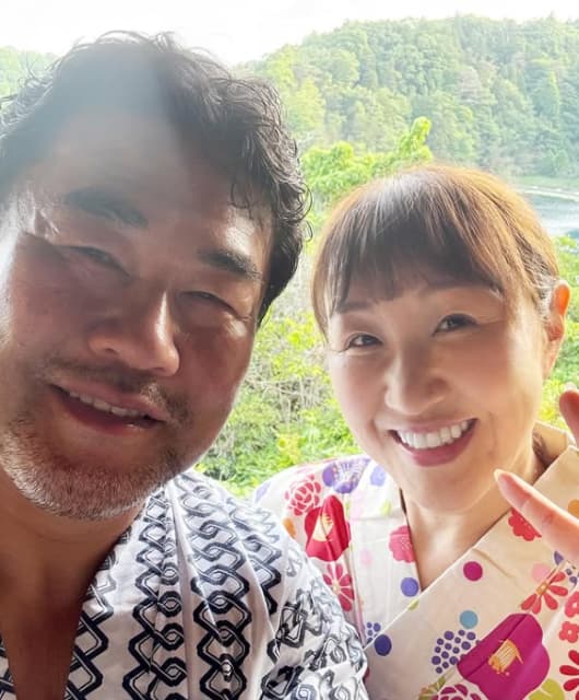 「幸せが伝わってきます」北斗晶が結婚30周年のお祝いコメントへ感謝を投稿！夫婦仲良し浴衣ショットも披露！