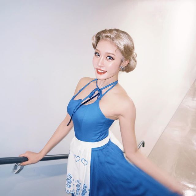 ミュージカル出演中！「金髪」の王林、美しすぎる美肌あらわのオフショットにファン歓喜！