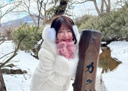 もえあず、雪の中で「カッパ捕獲チャレンジ」！？ファンも驚きの珍企画！