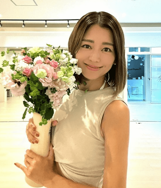 「本当に42歳！？」奇跡のあの元名女優「1レベルアップしました」と誕生日報告をし、超絶美貌にネット大反響！