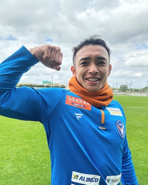 「お誕生日おめでとうございます🎂」V・ファーレン長崎が契約更改を発表したあの選手のお誕生をお祝い！