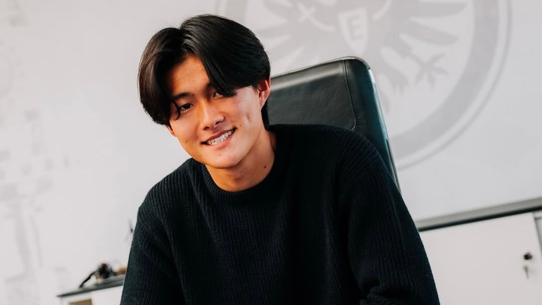 フランクフルトが熊本の18歳FW神代慶人を完全移籍で獲得「非常に才能のあるストライカー」