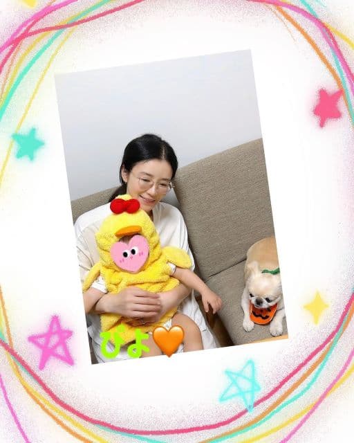 あの元グラビアアイドルの現実？！ハロウィンの魔法が解けたショットを公開！