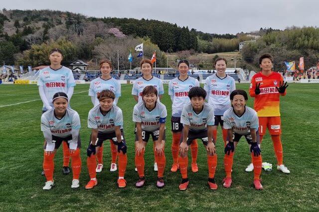 川澄奈穂美、最多得点の勝利にも冷静なまなざし。WEリーグ第17節で6発快勝！