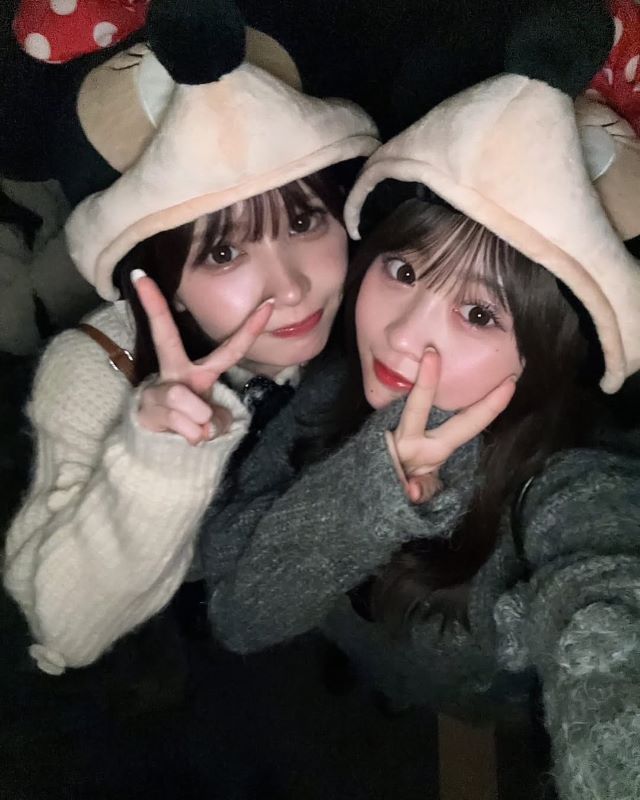 あの人気インフルエンサー2人の超豪華ディズニー2ショットが話題に