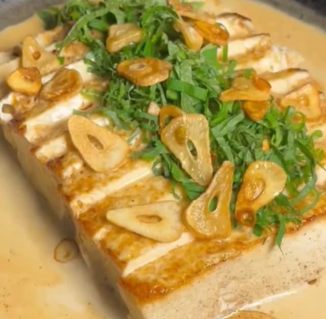 これが豆腐の一番美味しい食べ方！リュウジ【豆腐のたたき】を披露！