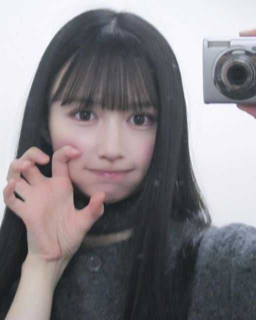NMB・山本望叶  コンデジ自撮りショットが「エモカワ」すぎると話題！