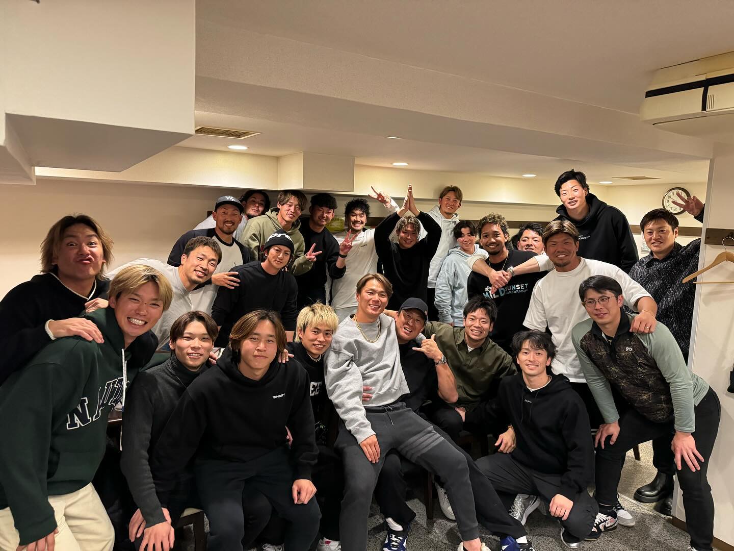 オリックスの宮城大弥がインスタグラム を更新！「最高のチーム！ 離れ離れになっても皆んな応援しています📣」