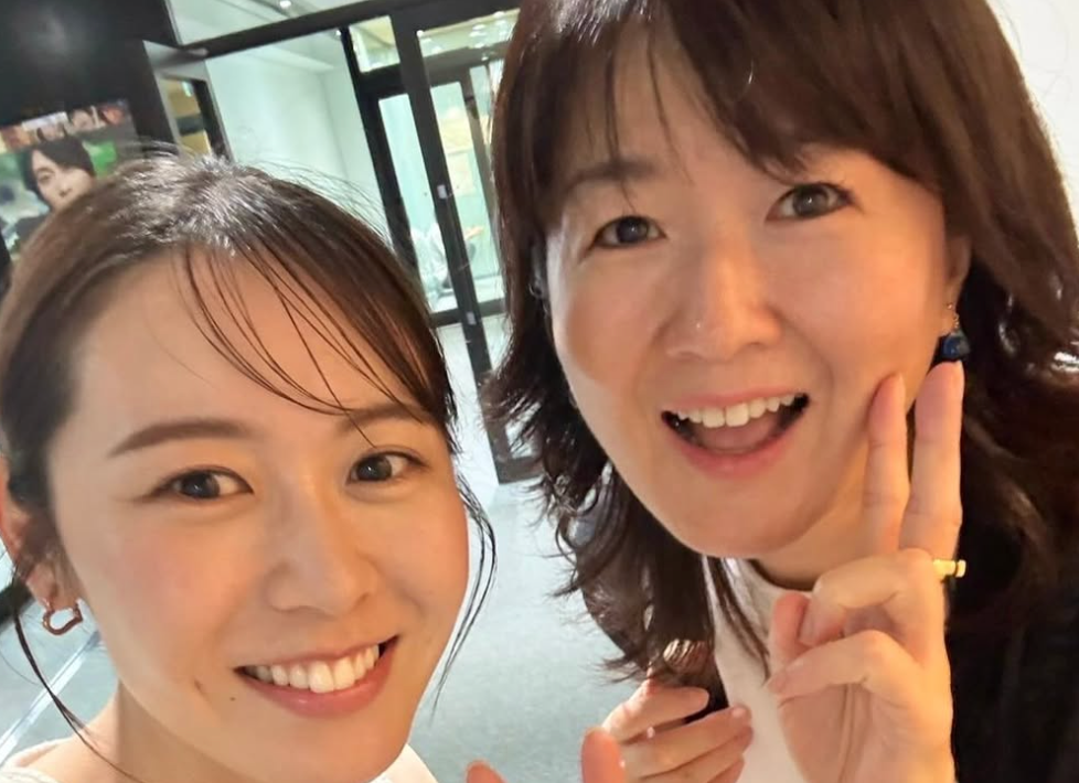 加藤愛アナ、渡辺美香アナとの“ハグショット”披露　CBC「愛されフード」月曜にお引越し