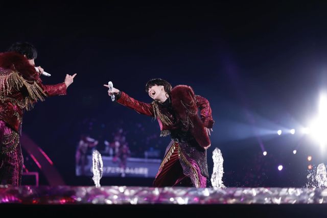 「王子様みたい！」佐久間大介、黒髪のライブショットにファン歓喜