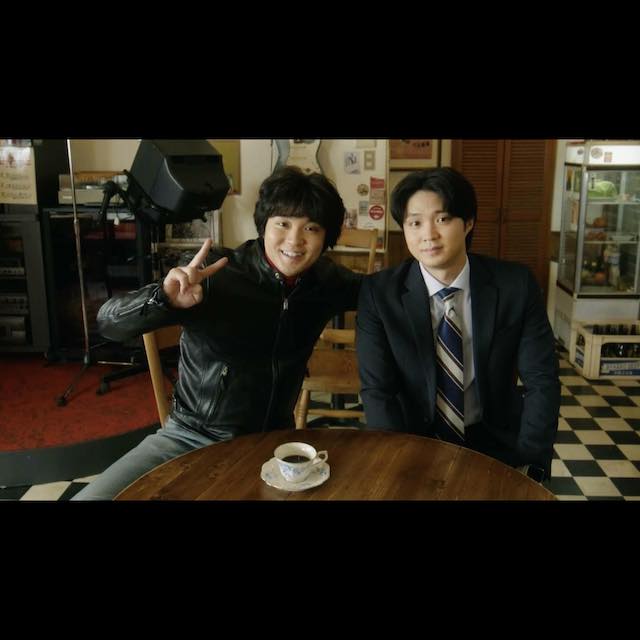 そっくりさん!?一人二役を演じる磯村勇斗がおもしろショットを公開！