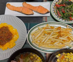 西山茉希、自宅「西山食堂」の家庭料理を披露「木曜日完了！」