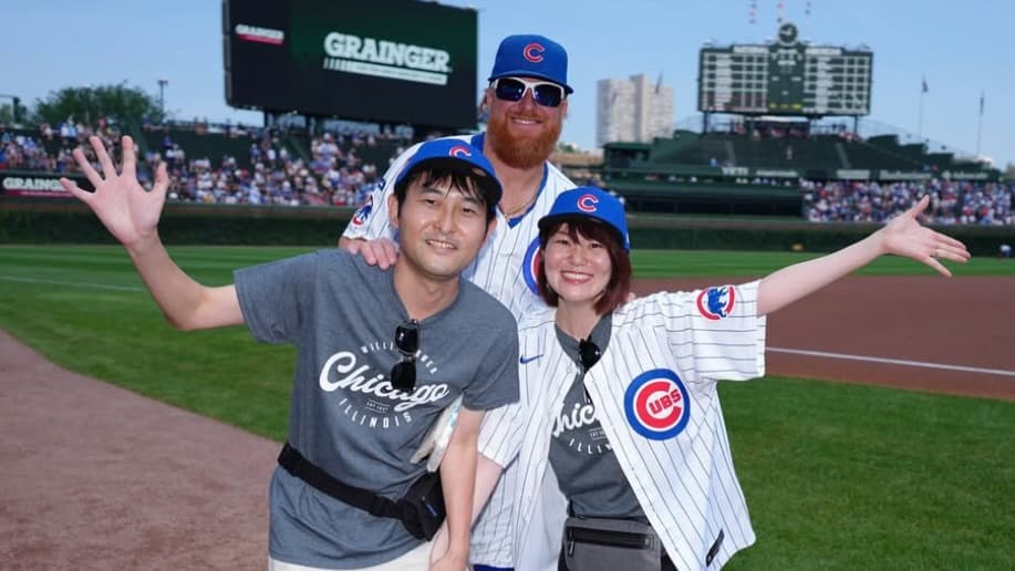 新婚さん、シカゴ・カブスにいらっしゃい！ジャスティン・ターナーwithピート・アロンソ、日本人のご夫婦と再会 MLB Japan