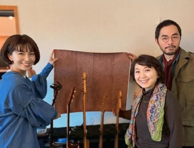 安田美沙子が臼井ミトンのお宅に壁紙ロケに行く！