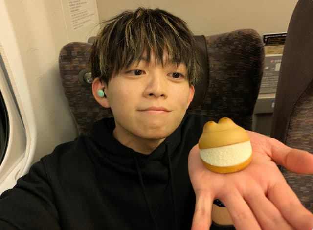 謎解きクリエイター・松丸亮吾がマリトッツォで癒される。「めっっっっちゃ美味い！！！！！！！」