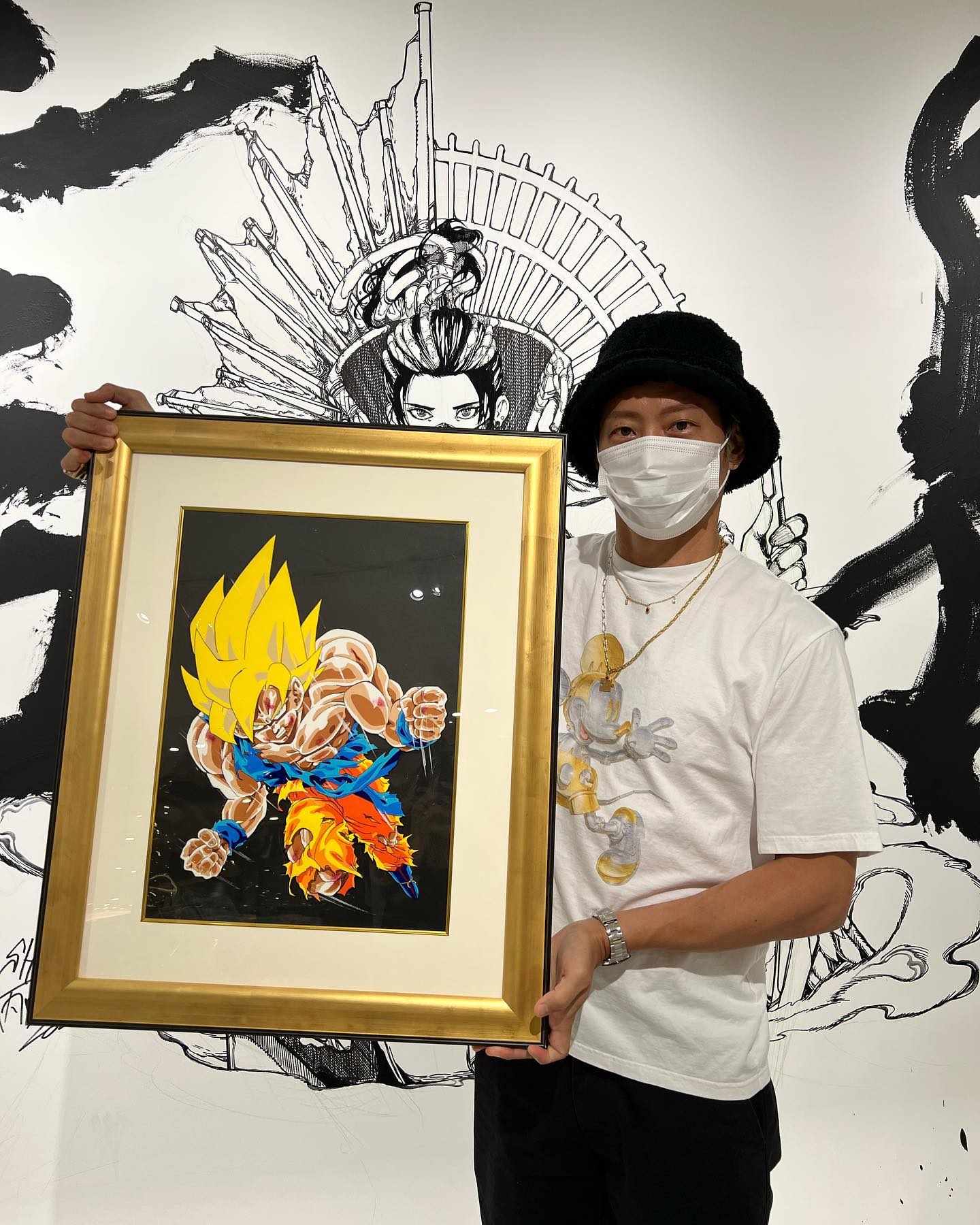 芸能界引退を発表したEXILE 黒木啓司『ドラゴンボール』の原画を手に少年のような笑顔🌟