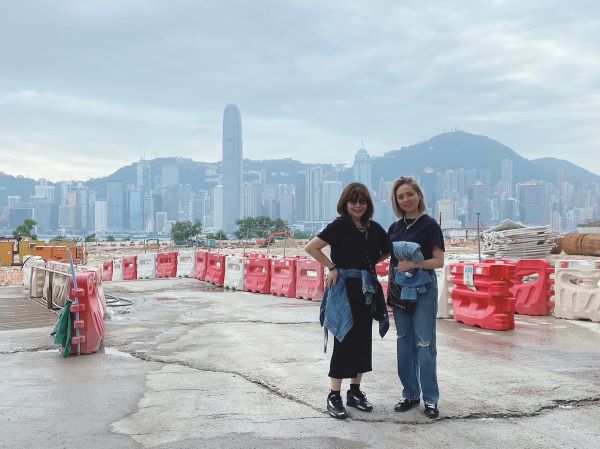 浜田雅功の妻・小川菜摘、香港旅行を共に楽しんだのは夫ではなく...