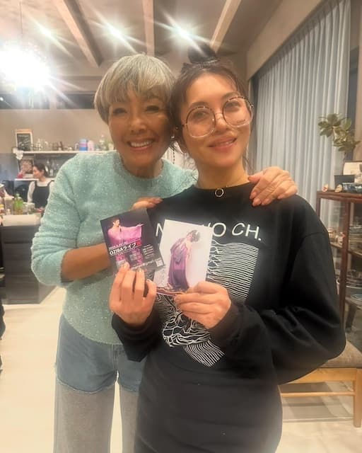 ミラクルひかる 年末の様子を公開「今年もピーターさんのご自宅に」