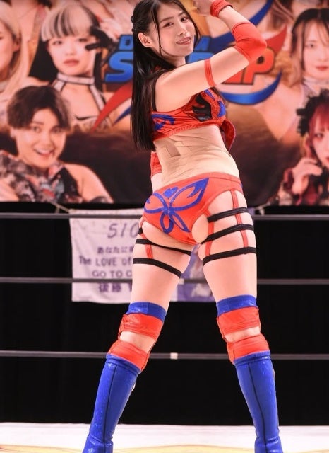 歓喜の瞬間！女子プロレスラー・橘渚が初勝利で沸かせた荒川大会