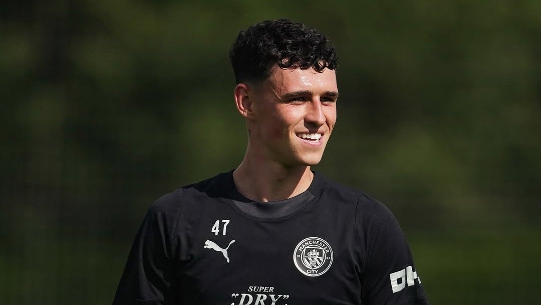 黒ユニ姿が眩しすぎる…スター選手の“復帰ショット”にファン沸騰