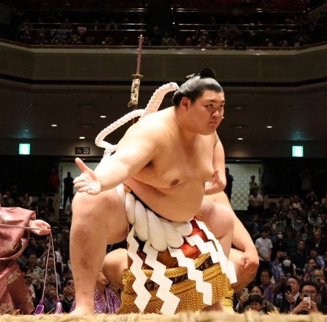 新横綱・大の里、国技館で初の土俵入り披露　琴恵光の引退相撲に花添える
