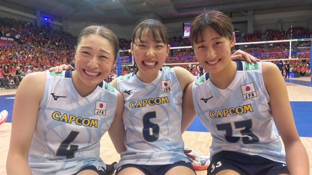 「チームの雰囲気が最高」女子バレー日本代表が韓国に快勝！河合俊一が笑顔ショットを連投！！