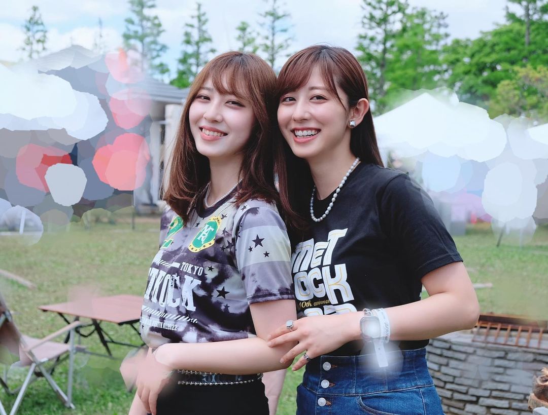 「最強に可愛い姉妹ここに降臨😍💗」斎藤ちはるさんが姉妹で音楽フェスに🎸🥁