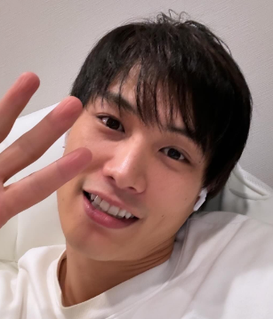 鈴木伸之、新ヘアスタイル＆自撮りショット公開！ドラマ『バントマン』第4話に期待感爆上がり！