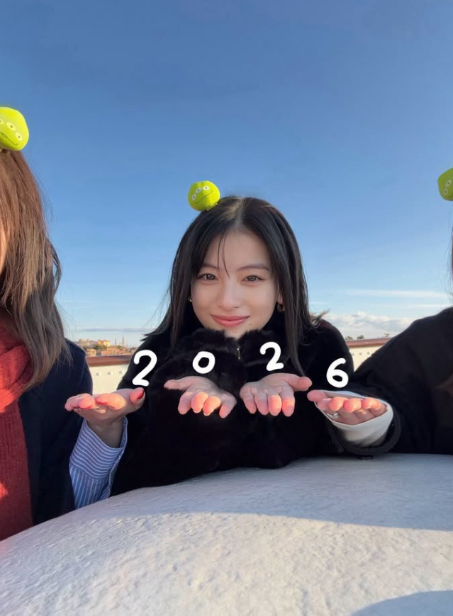 出口夏希、2026年の年始挨拶をSNSで公開