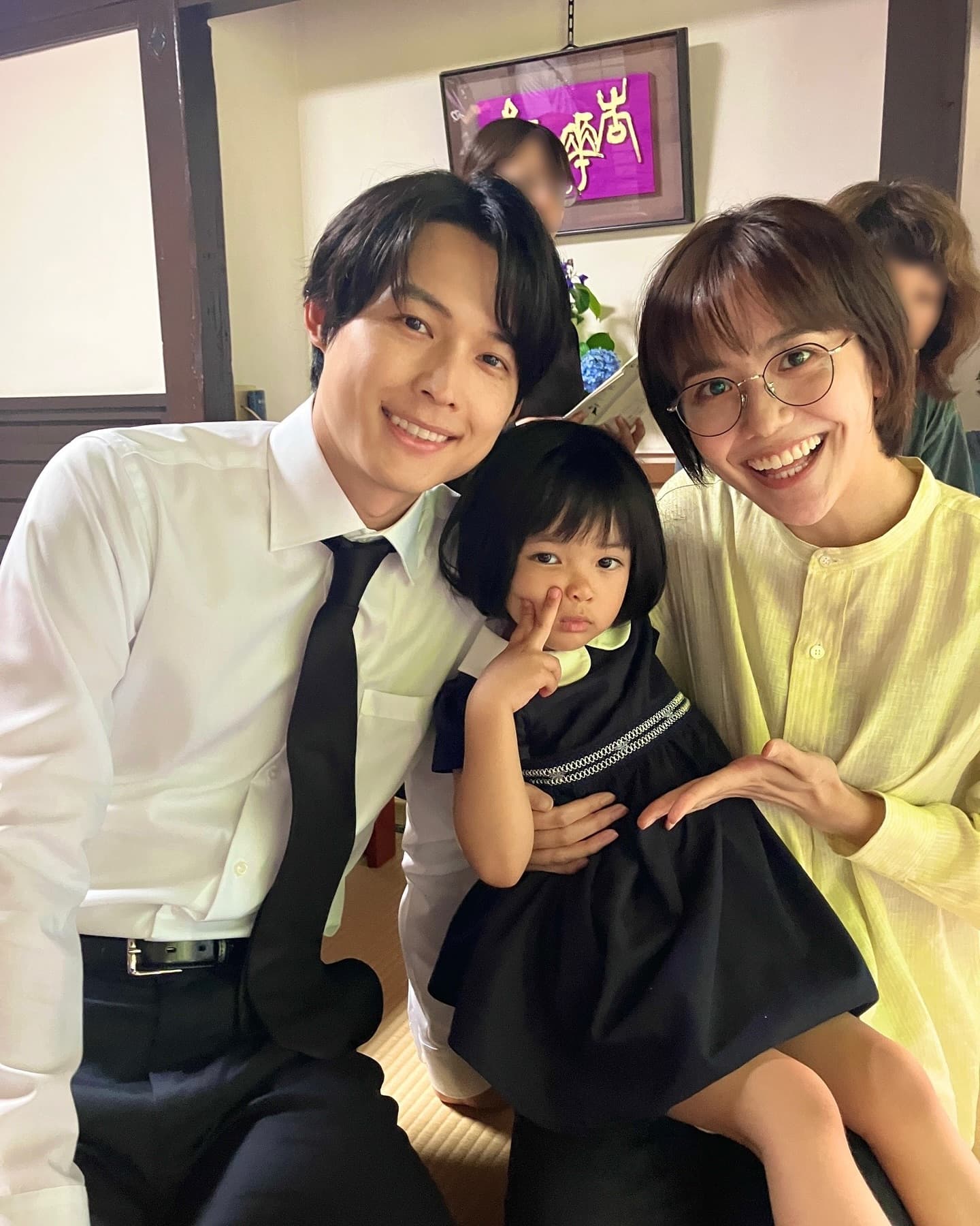 松村北斗のドラマオフショット「良きパパっぷり」と再び話題に