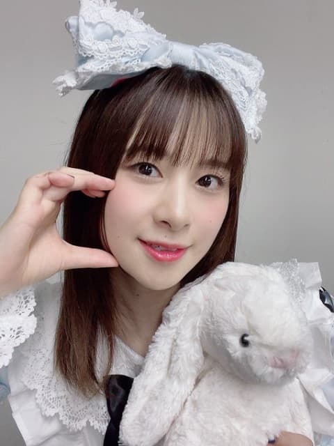 「アリス衣装たすかる」声優・前田佳織里が番組イベントで激カワな姿を披露