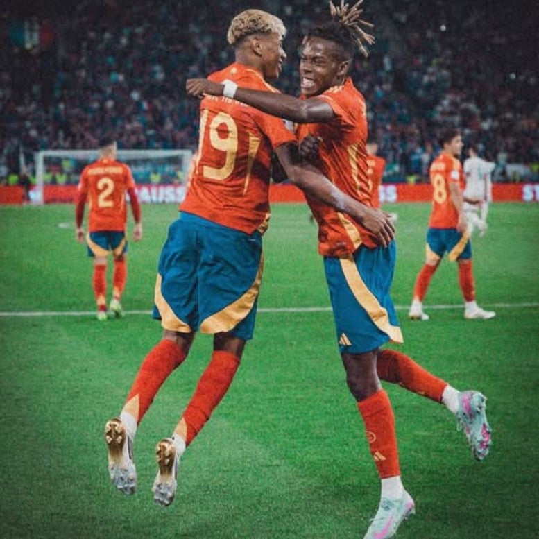 ネーションズリーグ準決勝、ニコ・ウィリアムズの強烈な左足シュートにファン歓喜！「これはエグぃ」「誰にも止められないスター」