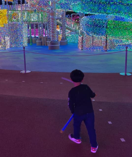 サッカー　小林悠　息子とよみうりランドイルミネーション🌟