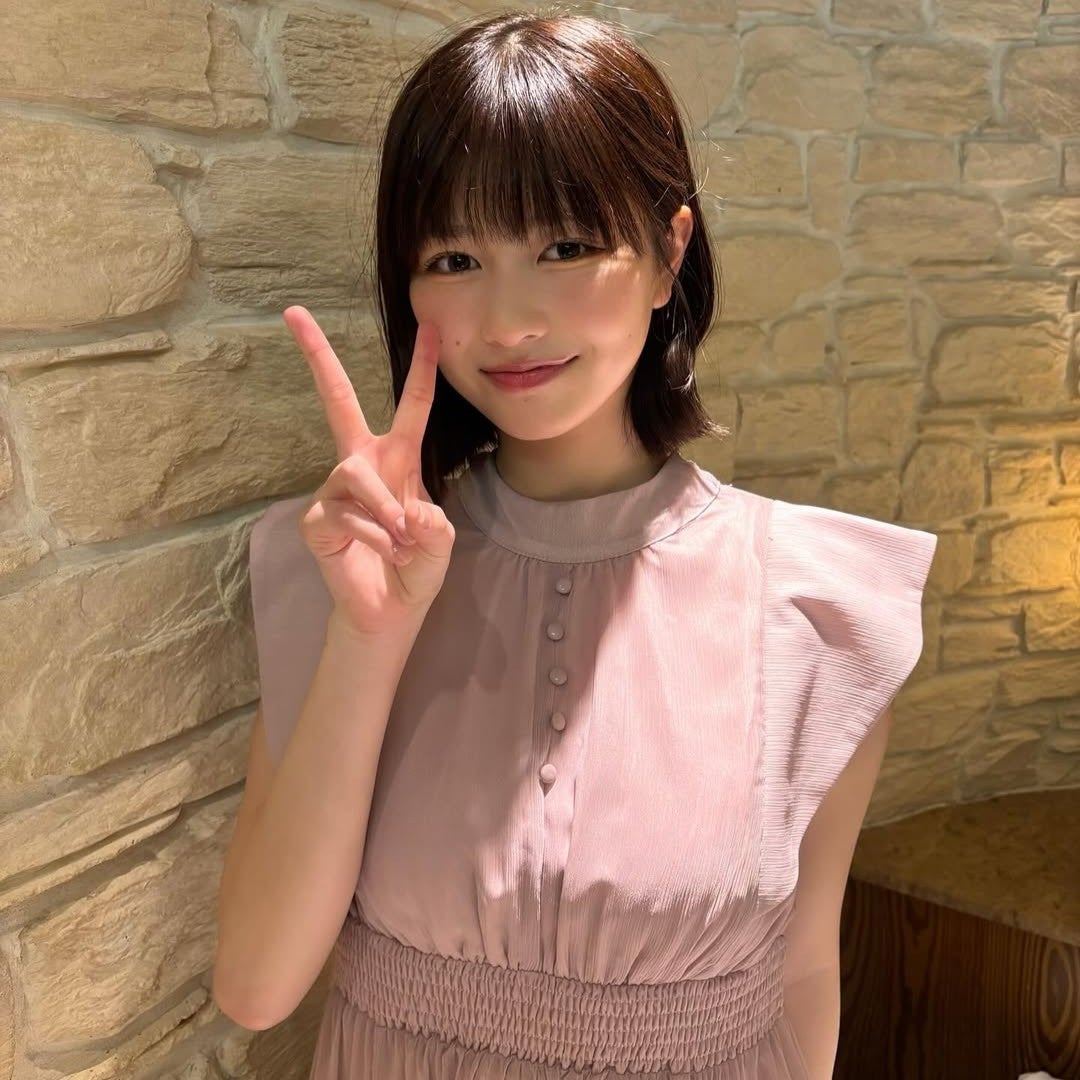 王様のブランチリポーターの〇〇が清楚可愛いピンクワンピショットを投稿し「最高ですぅー」「かわええ～～」の声溢れる