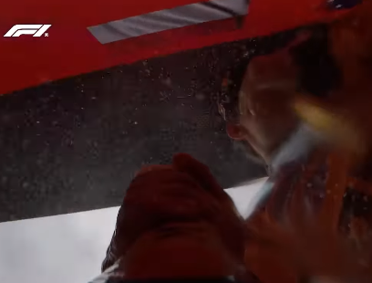 F1 話題沸騰！マクラーレンが今季6度目の1-2達成、雨のスパで歓喜のシャンパンシャワー！