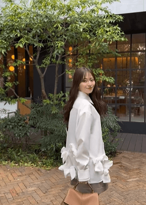 黒坂優香子、お気に入りのアイテムを身に着けてランチした時の動画が「おしゃれすぎる」と話題に！