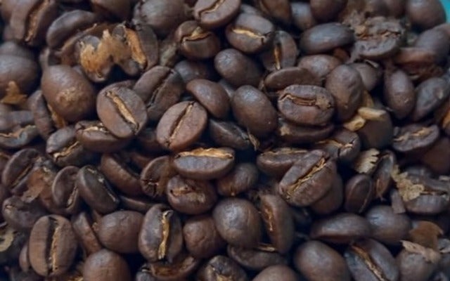 「いい香りが家中漂う」安田美沙子が朝からコーヒー豆を炒る！