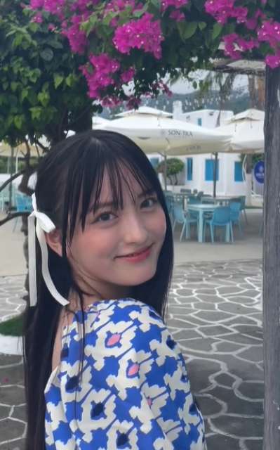 ベトナム旅行での笑顔が可愛すぎる！元アイドル・清井咲希が「綺麗だね」「めちゃくちゃ可愛い」と話題に！