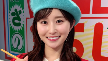 「ベレー帽×モネが似合いすぎ！」佐藤佳奈アナ、京都での“芸術女子”ショットに反響